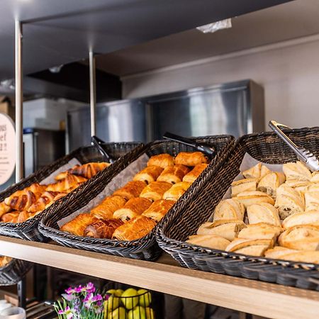 B&B Hotel Saint Jean De Maurienne Sainte-Marie-de-Cuines Екстериор снимка