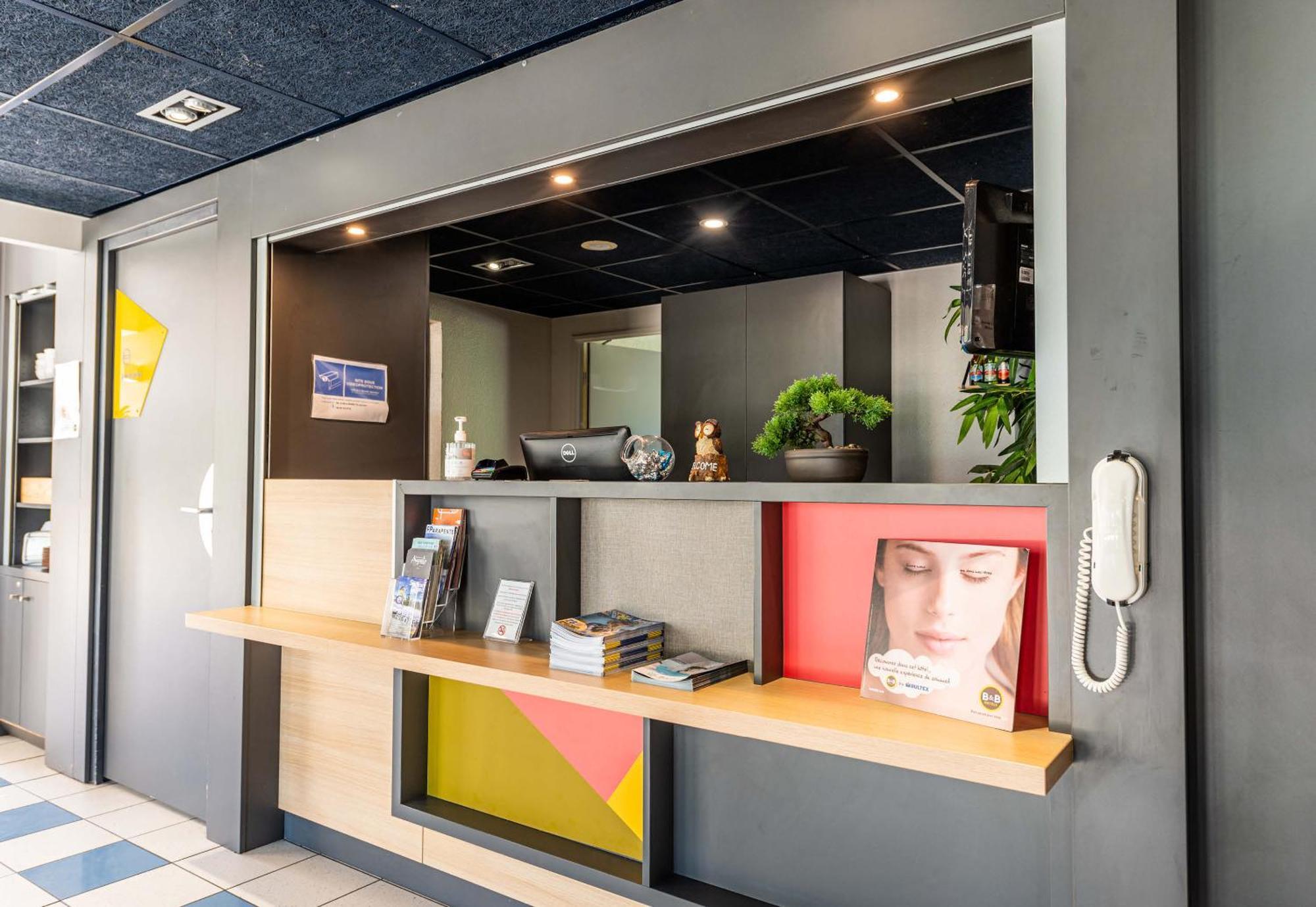 B&B Hotel Saint Jean De Maurienne Sainte-Marie-de-Cuines Екстериор снимка