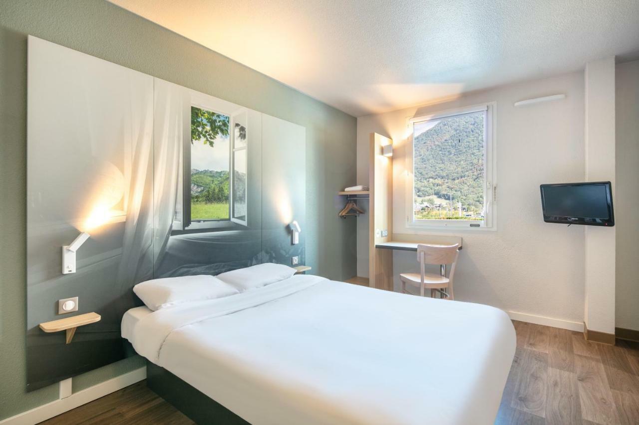 B&B Hotel Saint Jean De Maurienne Sainte-Marie-de-Cuines Екстериор снимка